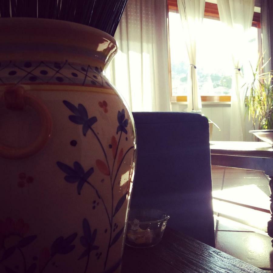 Mia Guesthouse เชฟาลู ภายนอก รูปภาพ