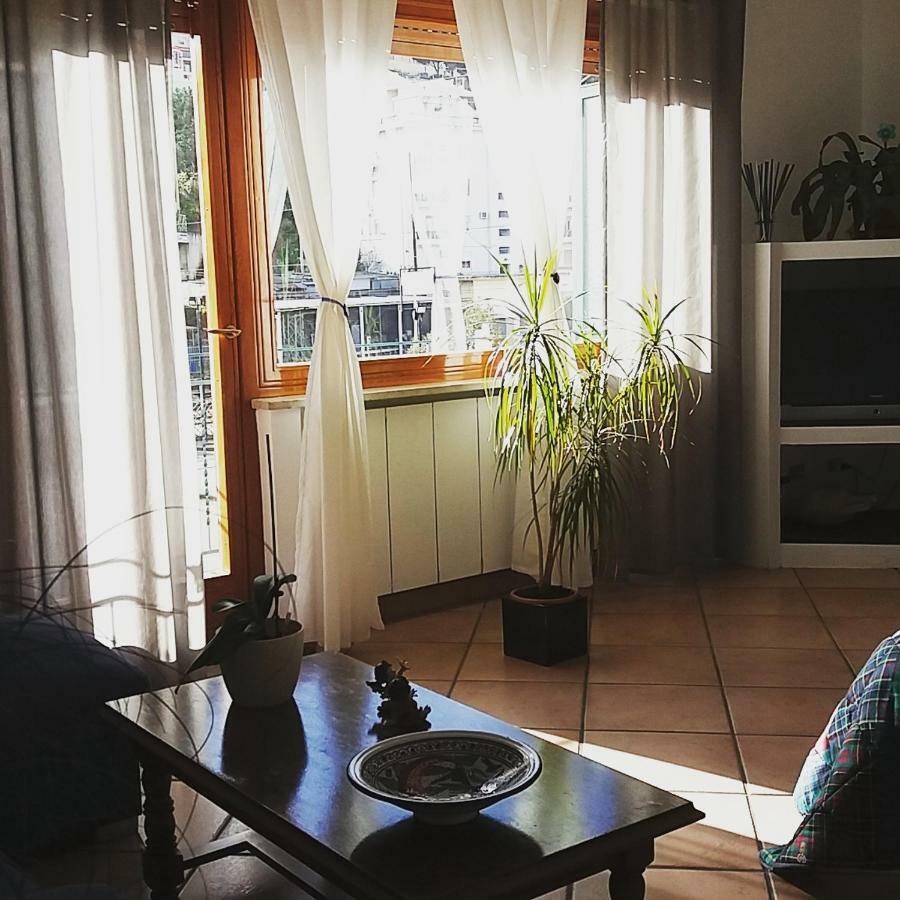 Mia Guesthouse เชฟาลู ภายนอก รูปภาพ