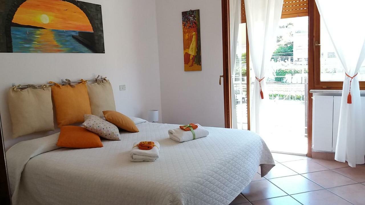 Mia Guesthouse เชฟาลู ภายนอก รูปภาพ